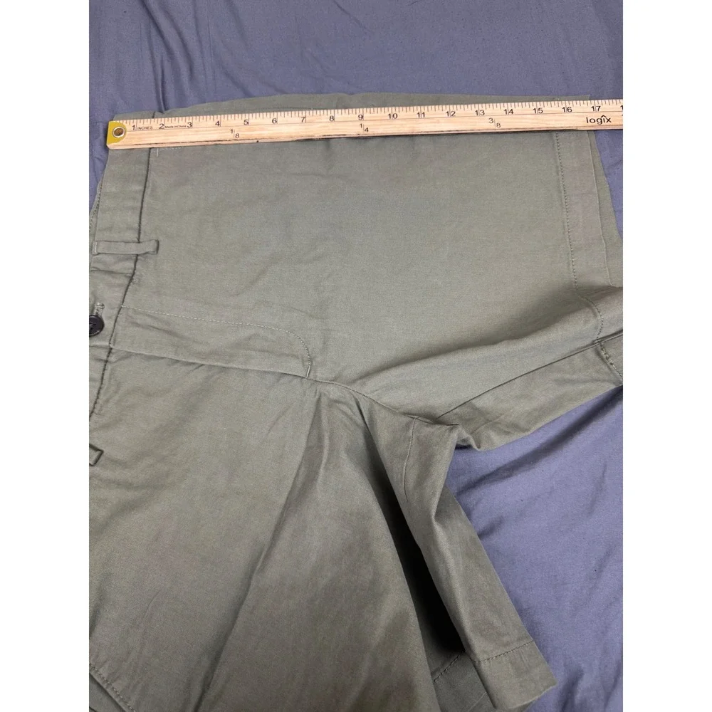 Banana Republic Lived-In 7 Inch Chino Shorts Mens 33(35) Olive Green Stretch NWT